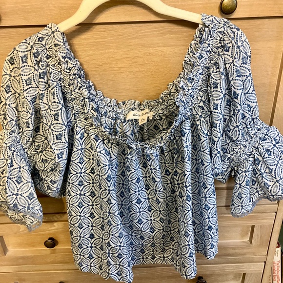 Blue Tassel Tops - Blue Tassel Blue and Cream Patterned Blouse.